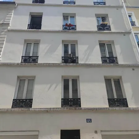شقة Comfortable Notre-dame De Lorette Rodier *