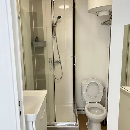 Comfortable Notre-dame De Lorette Rodier Lejlighed