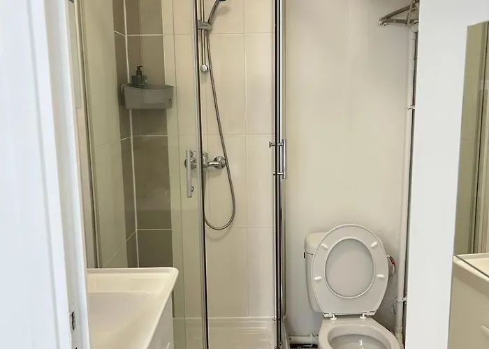 Comfortable Notre-dame De Lorette Rodier Apartment